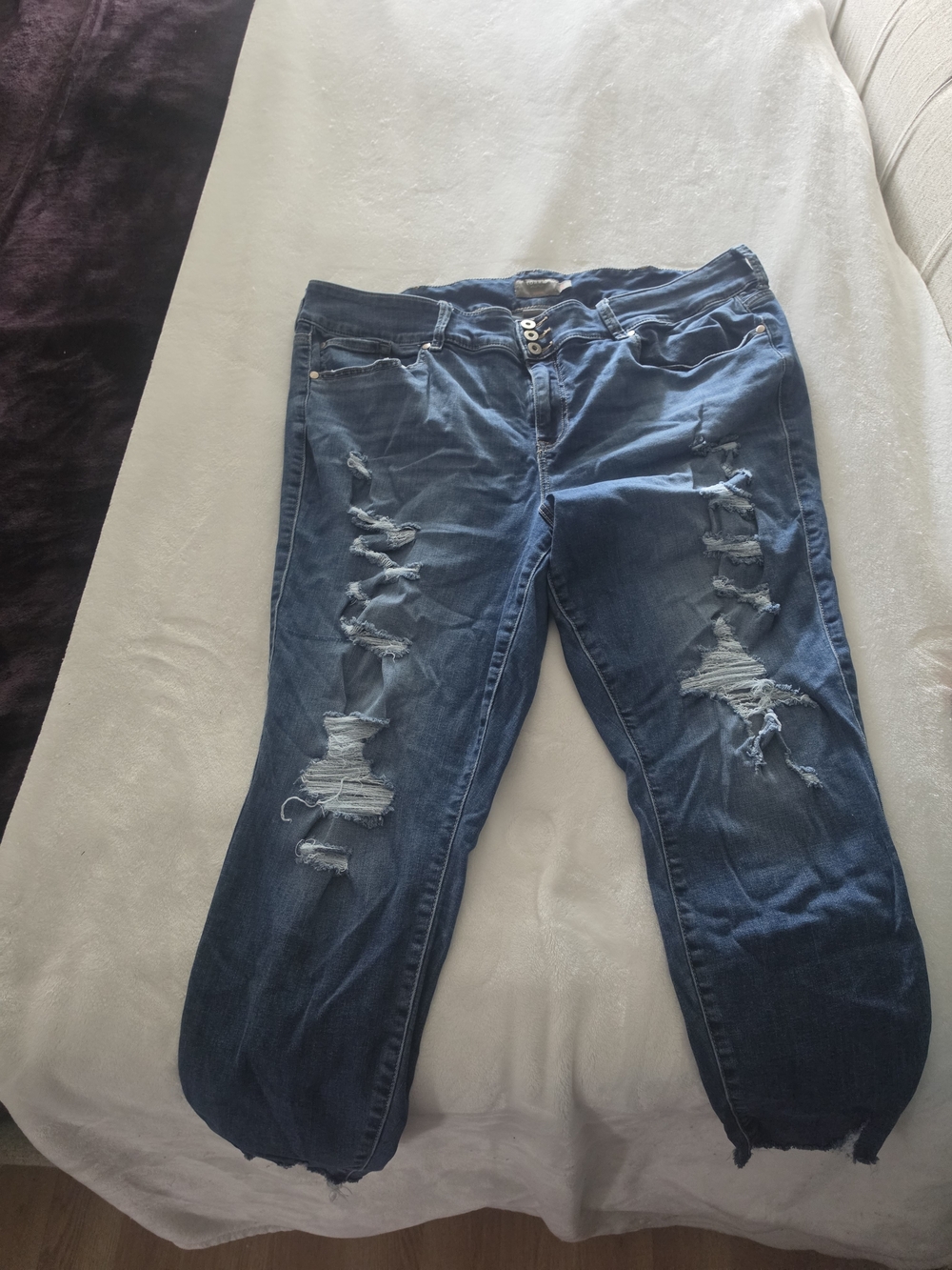 Women’s Distressed Dark Blue Jeans